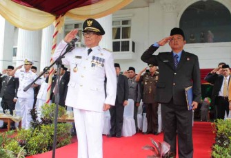 Bupati Kepahiang, Dr. Ir. Hidayatullah Syahid saat bertindak sebagai Irup