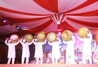 Penampilan seni tradisi pada malam puncak Festival Tabut 2017