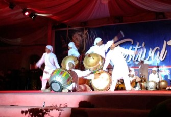 Penampilan musik dol Bengkulu