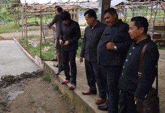 Komisi III dan Waka II DPRD Seluma Sidak Pembangunan Pasar Harian Sembayat