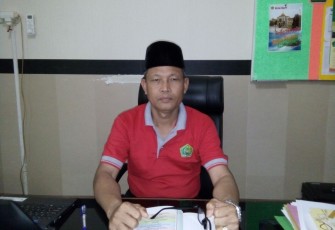 Kepala Bidang Haji dan Umrah Kantor Wilayah Kementrian Agama Provinsi Bengkulu Drs. H. Ramlan A Karim