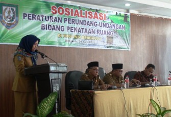 Sosialisasi Peraturan Perundang-Undangan Bidang Penataan Ruang Provinsi Bengkulu, di ruang pertemuan salah satu Hotel di Kota Bengkulu, Selasa (24/04).