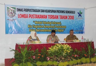Kepada Dinas Perpustakaan Daerah dan Kearsipan Provinsi Bengkulu Atisar Sulaiman Buka Acara