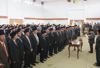 Sekda Provinsi Bengkulu Nopian Andusti Melantik Pejabat Administrator dan Jabatan Pengawas di Lingkungan Pemprov Bengkulu