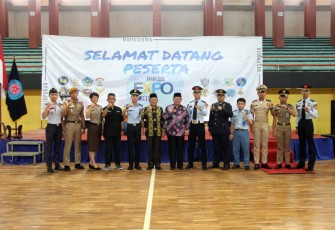 Asisten I Bidang Pemerintahan dan Kesra Setda Provinsi Bengkulu Hamka Sabri Foto Bersama 