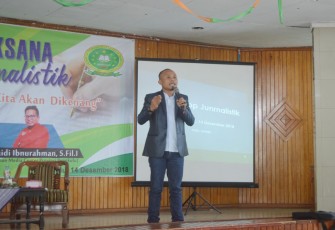 Wibowo Susilo saat memberikan materi