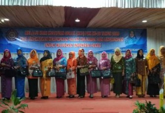 Foto bersama usai acara