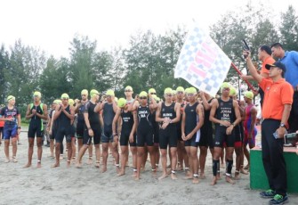 Pelepasan peserta Bengkulu Triathlon 2018