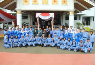 Foto bersama usai upacara hari Bela Negara