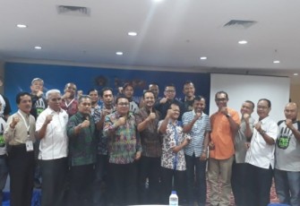 Foto bersama usai pelantikan Mappilu PWI se Indonesia di Surabaya