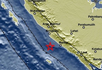 Pusat gempa