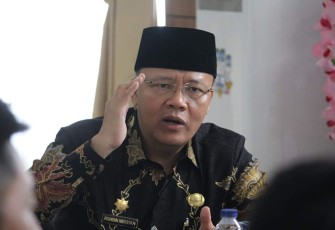 Gubernur Bengkulu Rohidin Mersyah 