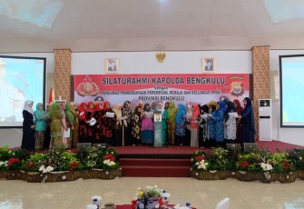 PPRK Dan 12 Organisasi Perempuan Deklarasikan Tolak Kerusuhan di Gedung Adem Polda Bengkulu 
