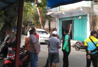 Pengemudi Grab Dan Pengemudi Angling Sedang Memberikan Klarifikasi Dihadapan Aparat Kepolisian  