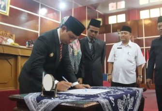 Wakil Wali Kota Bengkulu Dedy Wahyudi Tanda Tangani Nota KUPA Tahun Anggaran 2019