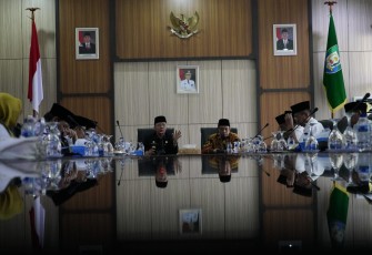 Gubernur Rohidin Gelar Mediasi Sengketa Lahan SDN 62 Kota Bengkulu
