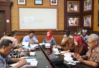 Bupati Brebes Hj Idza Priyanti Bersama PDAM Denpasar Bali