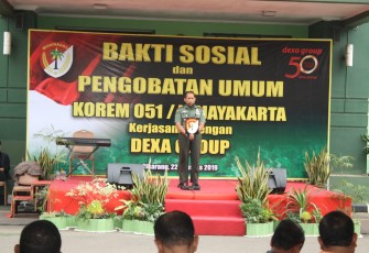 Danrem 051/ Wijayakarta saat memberikan sambutan dalam Baksos.