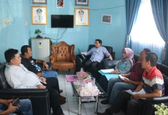 Wakil Wali Kota Bengkulu Dedy Wahyudi Sidak di Disperindag Kota Bengkulu 