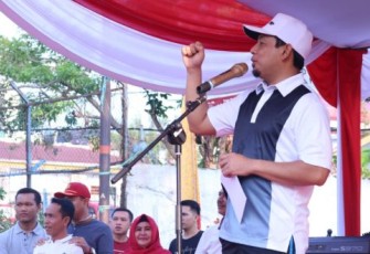 Wakil Wali Kota Bengkulu Dedy Wahyudi Lepas Peserta Lomba Gerak Jalan 