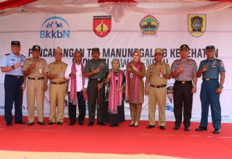 Pencanangan TNI Manunggal KB di Klaten Jawa Tengah