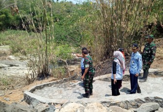 Danramil 02 Bersama Camat Jeruklegi Cek Lokasi Sasaran TMMD 106