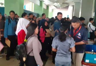 Para Pencari Kerja Padati Jakarta Islamic Center