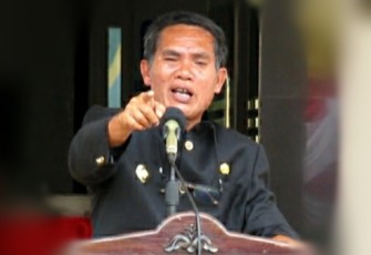 Bupati Aceh Barat Daya Akmal Ibrahim SH