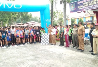 Asisten II Pemkab Asahan Lepas Lomba Lari 5K Untuk Kalangan Pelajar SMA
