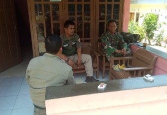 Babinsa Jeruklegi Ajak Kades Cilibang Sukseskan TMMD 106 Kodim Cilacap