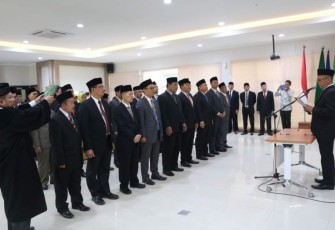 Rektor UIN SGD Bandung Prof Dr H Mahmud M Si Melantik 42 Pejabat Baru di Lingkungan UIN Sunan Gunung Djati Bandung Periode 2019-2023