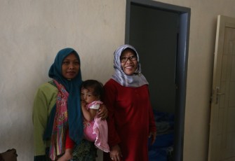 Bupati Tegal saat kunjungi Kediaman Keluarga Musibah Longsor