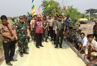 Aster Panglima TNI Wasev di lokasi Kegiatan TMMD 106 TA. 2019 Kodim 0509/Kab. Bekasi