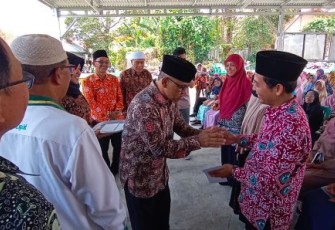 Puluhan Guru Ngaji Terima Bantuan Dari Baznas Bengkulu Selatan 