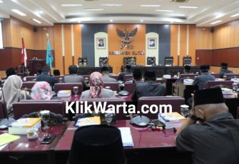 Rapat Paripurna DPRD Kabupaten Blitar 