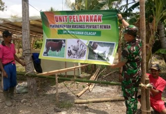 Sertu Mulyono Dirikan Posko Kesehatan Hewan