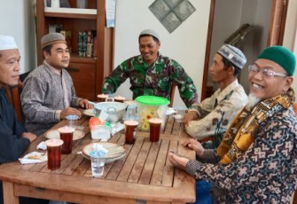 Babinsa Cawas Tingkatkan Kerukunan Dan Toleransi   