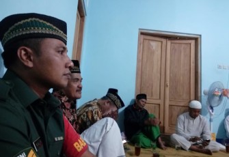 Babinsa Koramil 12/Manisrenggo Tahlilan Bersama Warga