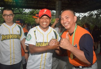 Kejuaraan Softball Piala Pangdam Jaya Resmi Ditutup Kasdam Jaya