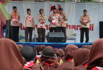 Rapatkan Barisan Bentuk Karakter Anak Bangsa 