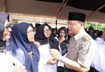 Gubernur Bengkulu Rohidin Mersyah Dalam Kunjungannya di Kabupaten Mukomuko 