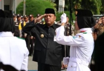 Upacara peringatan Hari Ibu