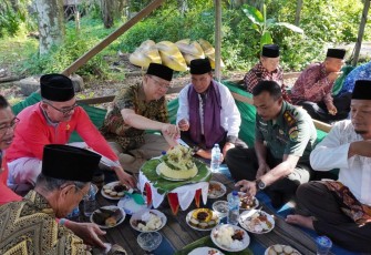 Gubernur Rohidin Diapresiasi Masyarakat Lembak