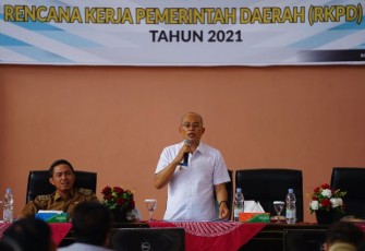 Bupati Bengkulu Selatan Gusnan Mulyadi Hadiri Acara Forum Konsultasi Publik Rencana Kerja Pemerintah Daerah Tahun 2021 di Aula Bappeda