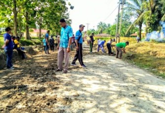 Camat Tinggi Raja dan Warga Lakukan Persiapan
