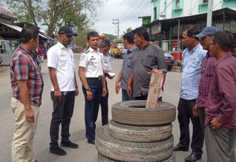 Komisi IV DPRK Aceh Utara Tinjau Persimpangan Jalan yang Belum Dilengkapi Rambu Lalu Lintas