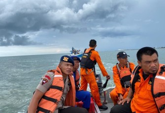 Pasca tim SAR melakukan penyelamatan terhadap para nelayan