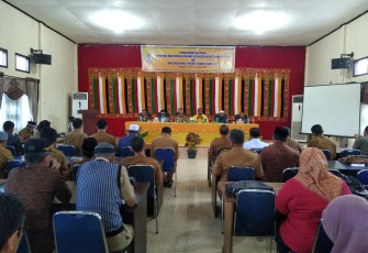 Forum Konsultasi Publik (FKP) Rancangan awal review RPJMK tahun 2017-2022, dan rancangan awal RKPK setempat tahun 2021 yang dilaksanakan diaula Bappeda.