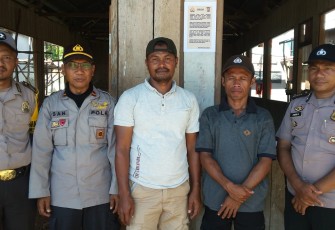 Polsek Waesala Sambangi Warga Kelang