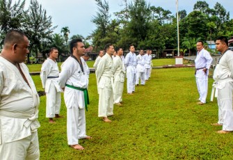 Seni Bela Diri Salah Satu Keahlian yang Harus Dimiliki Anggota Polri